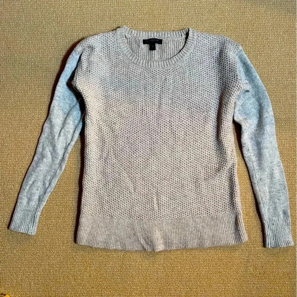 Banana Republic Women’s XS Tan Knit Sweater - Picture 1 of 5